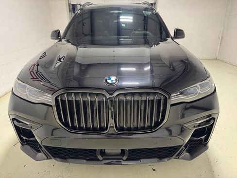 Used 2020 BMW X7 M50i w/ Dynamic Handling Package AWD/4WD image 9