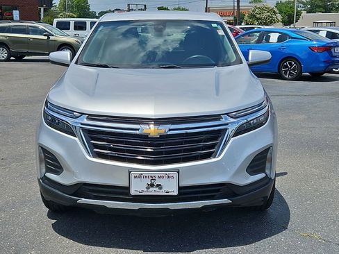 Used 2022 Chevrolet Equinox LT AWD/4WD image 2