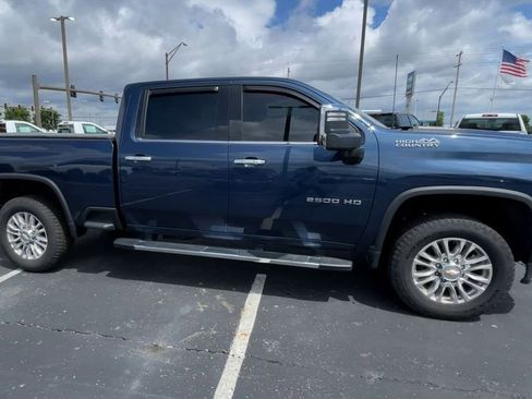 Used 2023 Chevrolet Silverado 2500 High Country w/ LPO, Hitch Package AWD/4WD image 3