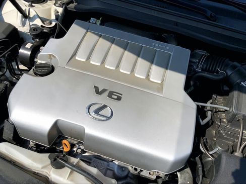 Used 2018 Lexus ES 350 w/ Luxury Package w/Wood Trim FWD image 33