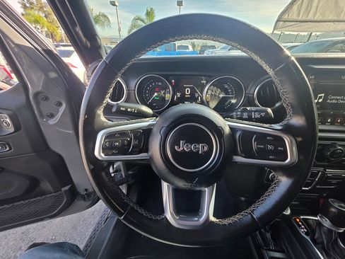 Used 2021 Jeep Wrangler Unlimited Sahara image 15