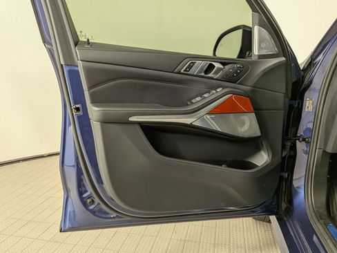 Used 2023 BMW ALPINA XB7 image 13