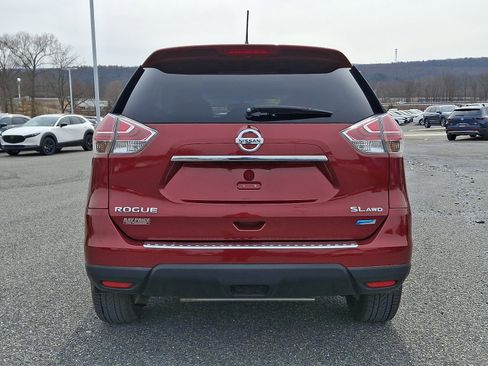 Used 2015 Nissan Rogue SL image 5