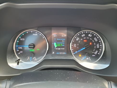 Used 2022 Toyota RAV4 XLE w/ Convenience Package AWD/4WD image 26