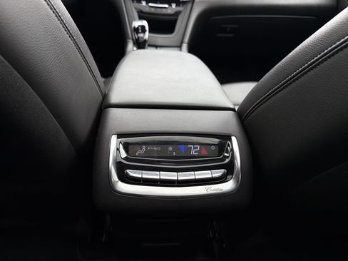 Used 2023 Cadillac XT6 Luxury AWD/4WD image 29