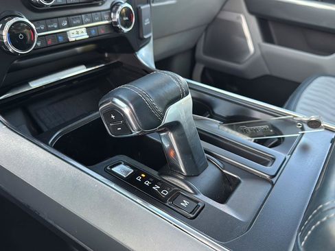 Used 2022 Ford F150 Limited image 25