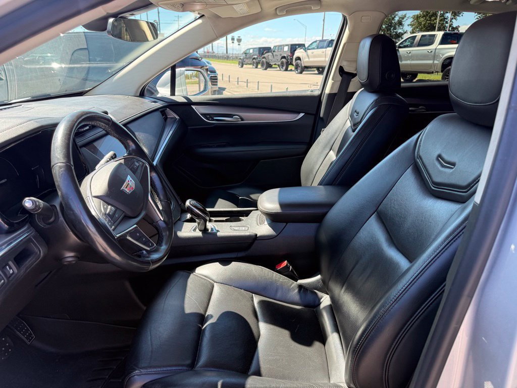 Used 2019 Cadillac XT5 Premium Luxury FWD image 5