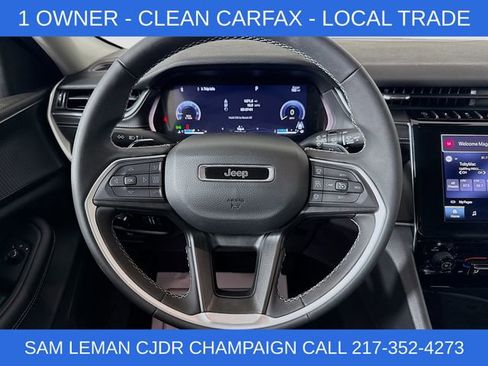 Used 2023 Jeep Grand Cherokee Laredo image 11
