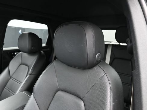Certified 2023 Porsche Cayenne S Platinum AWD/4WD image 16