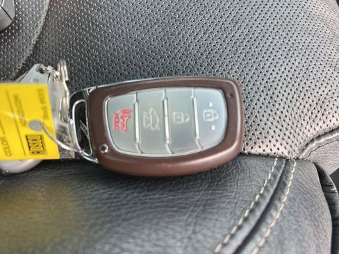 Used 2017 Hyundai Sonata Limited 2.0T w/ Cargo Package image 39