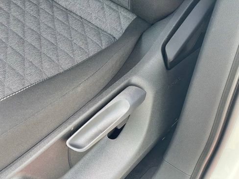 Certified 2025 Volkswagen Tiguan S AWD/4WD image 14