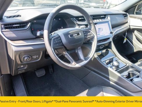 New 2027 Jeep Grand Cherokee Limited AWD/4WD image 4