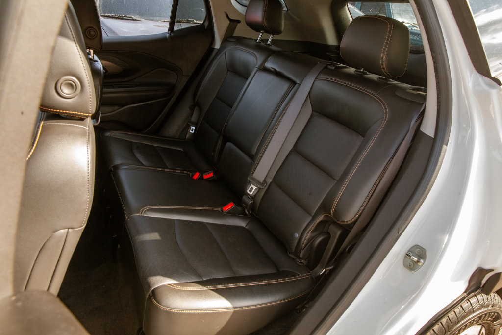 Used 2021 GMC Terrain SLT FWD image 11