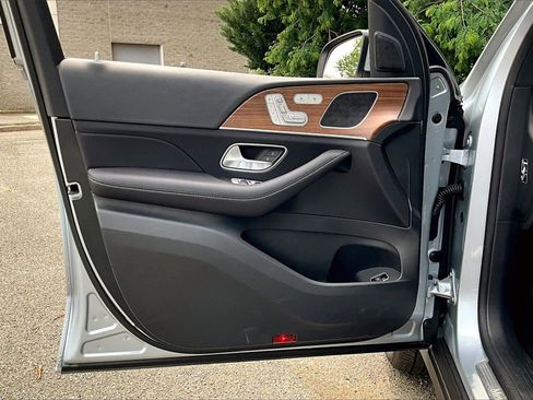 Certified 2025 Mercedes-Benz GLE 450 4MATIC image 18