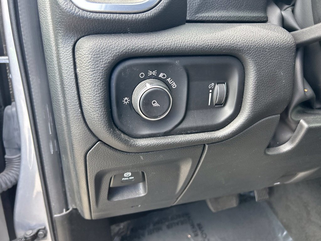 Used 2024 RAM 1500 Laramie RWD image 34