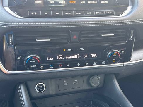 Used 2021 Nissan Rogue SL w/ Premium Package FWD image 14