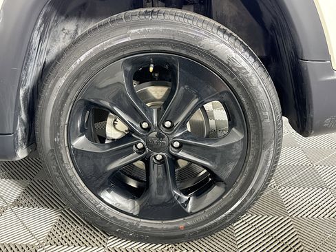 Used 2021 Jeep Compass Latitude image 36