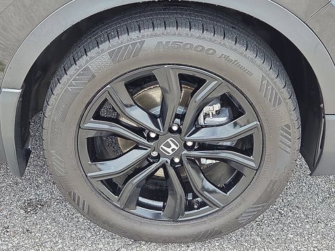 Used 2020 Honda CR-V Touring image 7
