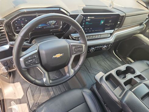Used 2024 Chevrolet Silverado 2500 LT w/ Texas Edition AWD/4WD image 10