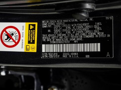 Used 2013 Toyota Highlander SE image 36