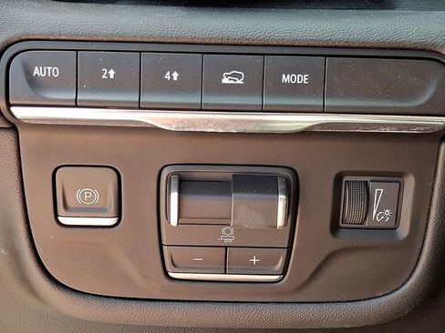 Used 2022 Cadillac Escalade ESV Sport w/ LPO, ONYX Package AWD/4WD image 28