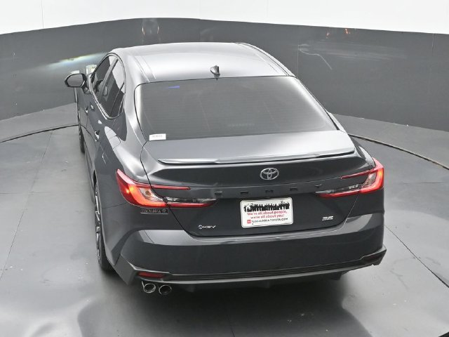 Used 2025 Toyota Camry SE w/ Convenience Package FWD image 29