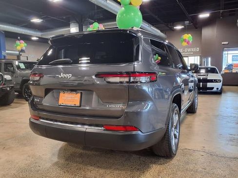 Used 2024 Jeep Grand Cherokee L Limited w/ Luxury Tech Group II AWD/4WD image 8