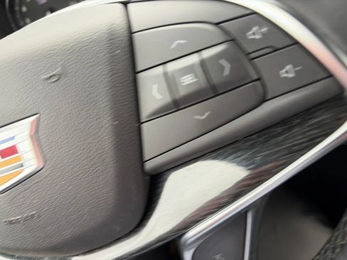 Used 2021 Cadillac XT5 Premium Luxury AWD/4WD image 10