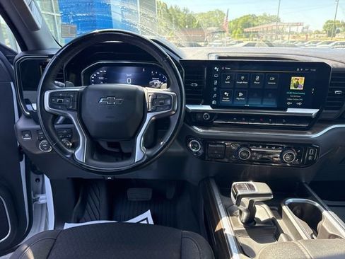 Used 2024 Chevrolet Silverado 1500 LT Trail Boss w/ Protection Package AWD/4WD image 23