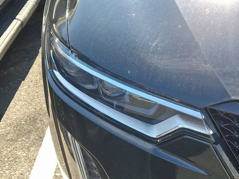 Used 2024 Cadillac XT6 Sport w/ LPO, ONYX Package AWD/4WD image 4