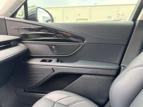 New 2026 Lincoln Nautilus Premier AWD/4WD image 22