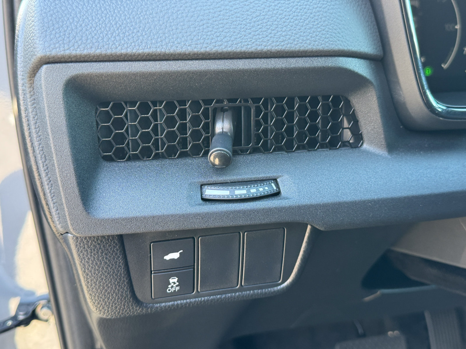 Used 2025 Honda CR-V Sport-L image 18