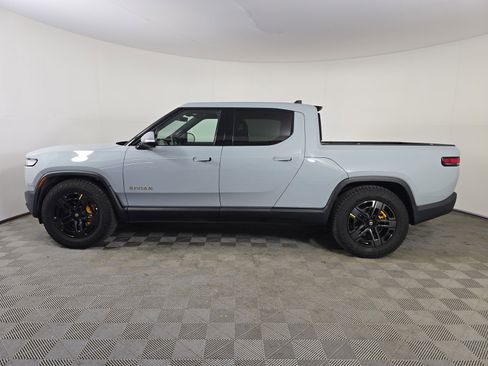 Used 2024 Rivian R1T Adventure AWD/4WD image 2