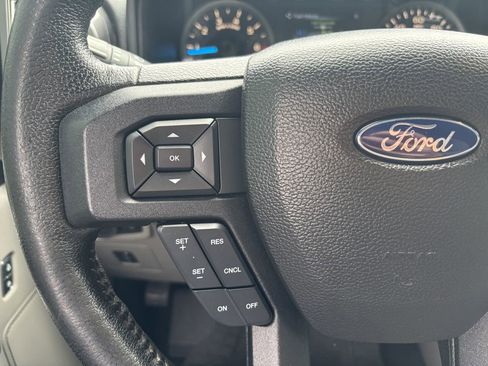 Used 2016 Ford F150 XLT w/ Equipment Group 302A Luxury AWD/4WD image 17