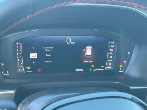 Used 2025 Honda Pilot Black Edition image 19