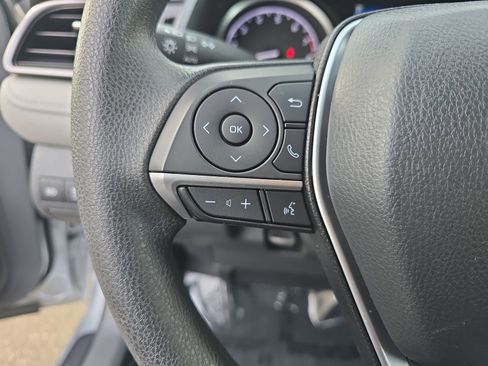 Used 2023 Toyota Camry LE image 22