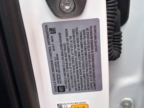 Used 2024 Chevrolet Silverado 3500 High Country w/ High Country Premium Package image 25