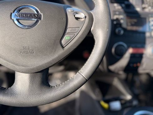 Used 2015 Nissan Leaf S w/ Charge Package image 18