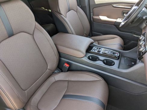 New 2025 Honda Pilot Elite image 6