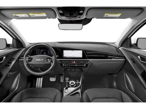 New 2026 Kia Niro Wave w/ Wave Preserve Package FWD image 8