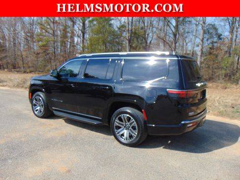 Certified 2025 Jeep Wagoneer 4DR 4WD image 8