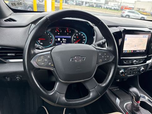 Used 2023 Chevrolet Traverse RS image 35