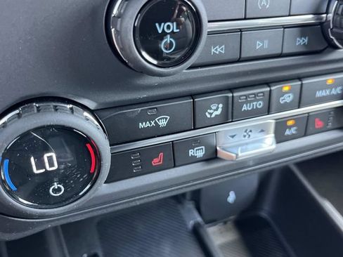Used 2026 Ford Bronco Big Bend AWD/4WD image 32