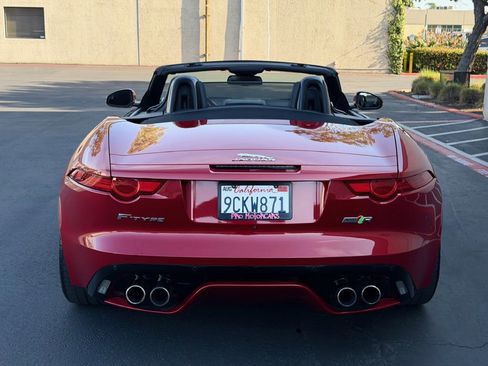 Used 2016 Jaguar F-TYPE R image 26