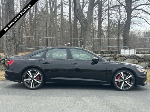 Used 2022 Audi S6 Premium Plus AWD/4WD image 2