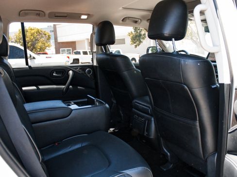 Used 2023 INFINITI QX80 Luxe w/ Cargo Package AWD/4WD image 31