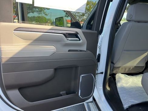 New 2026 Chevrolet Silverado 2500 LTZ w/ Z71 Chrome Sport Edition AWD/4WD image 9