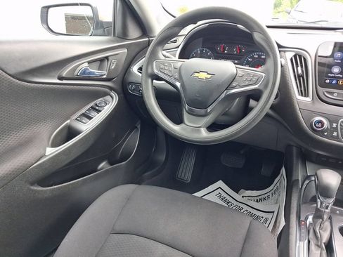 Used 2023 Chevrolet Malibu LT FWD image 22
