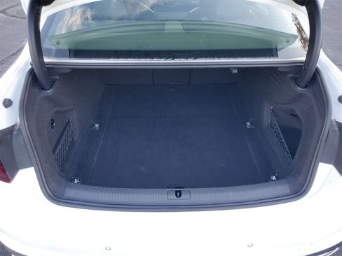 Used 2023 Audi A4 2.0T Premium Plus image 32