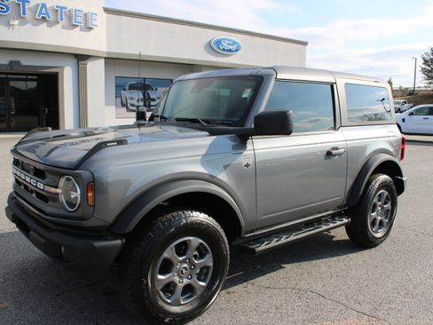 Used 2024 Ford Bronco Big Bend image 2